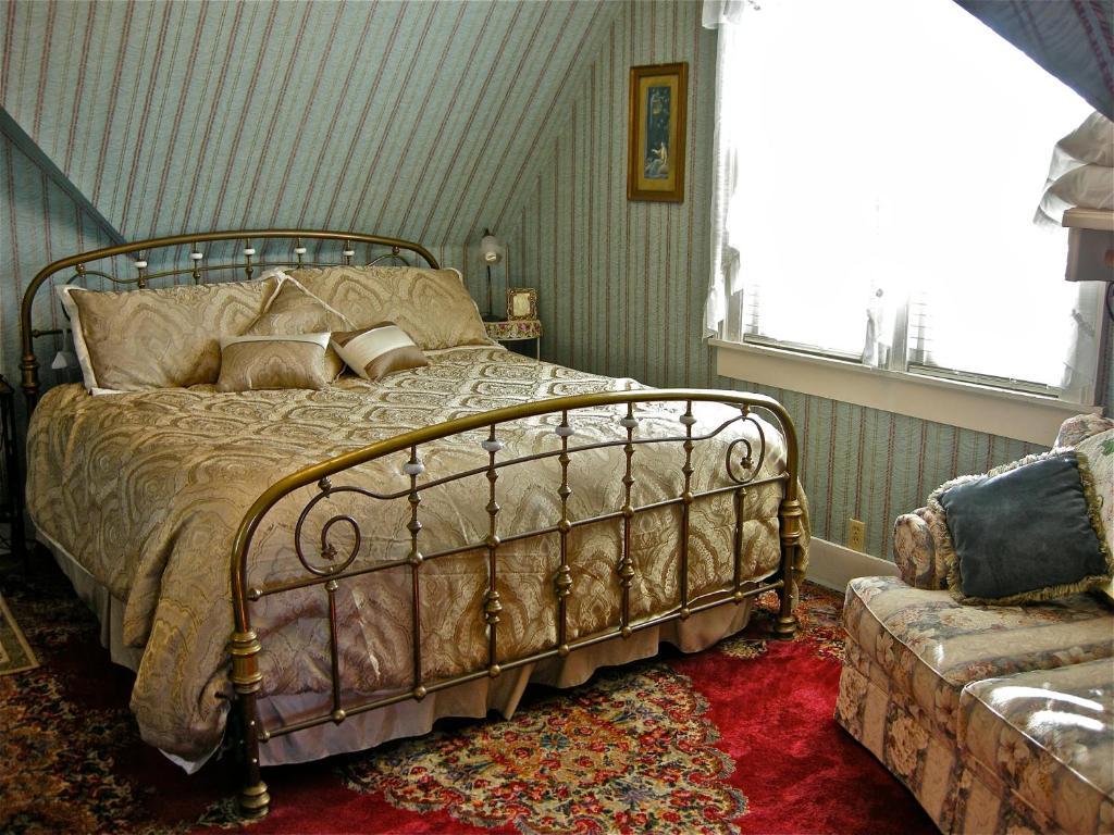 The Old Tower House Bed & Breakfast North Bend Kamer foto