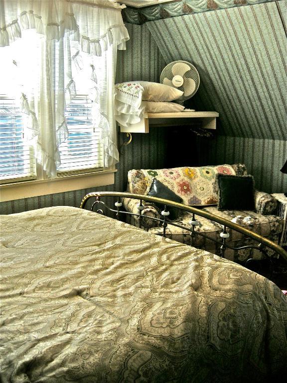 The Old Tower House Bed & Breakfast North Bend Kamer foto