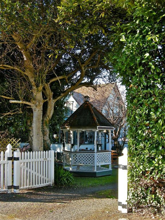 The Old Tower House Bed & Breakfast North Bend Buitenkant foto